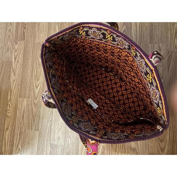 Vera Bradley Tote Bag - Picture 10 of 11